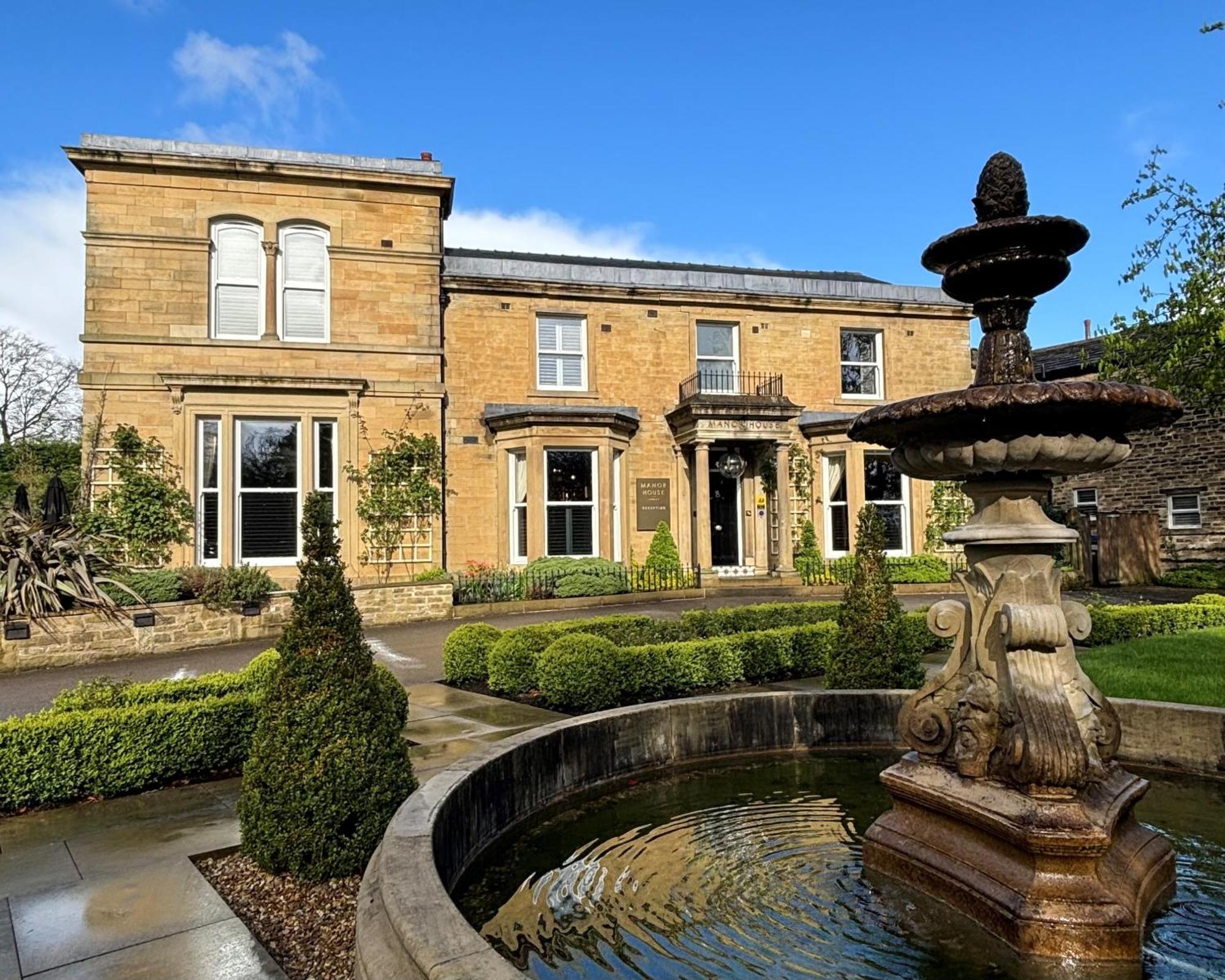 Hotel Manor House Lindley Huddersfield Zewnętrze zdjęcie